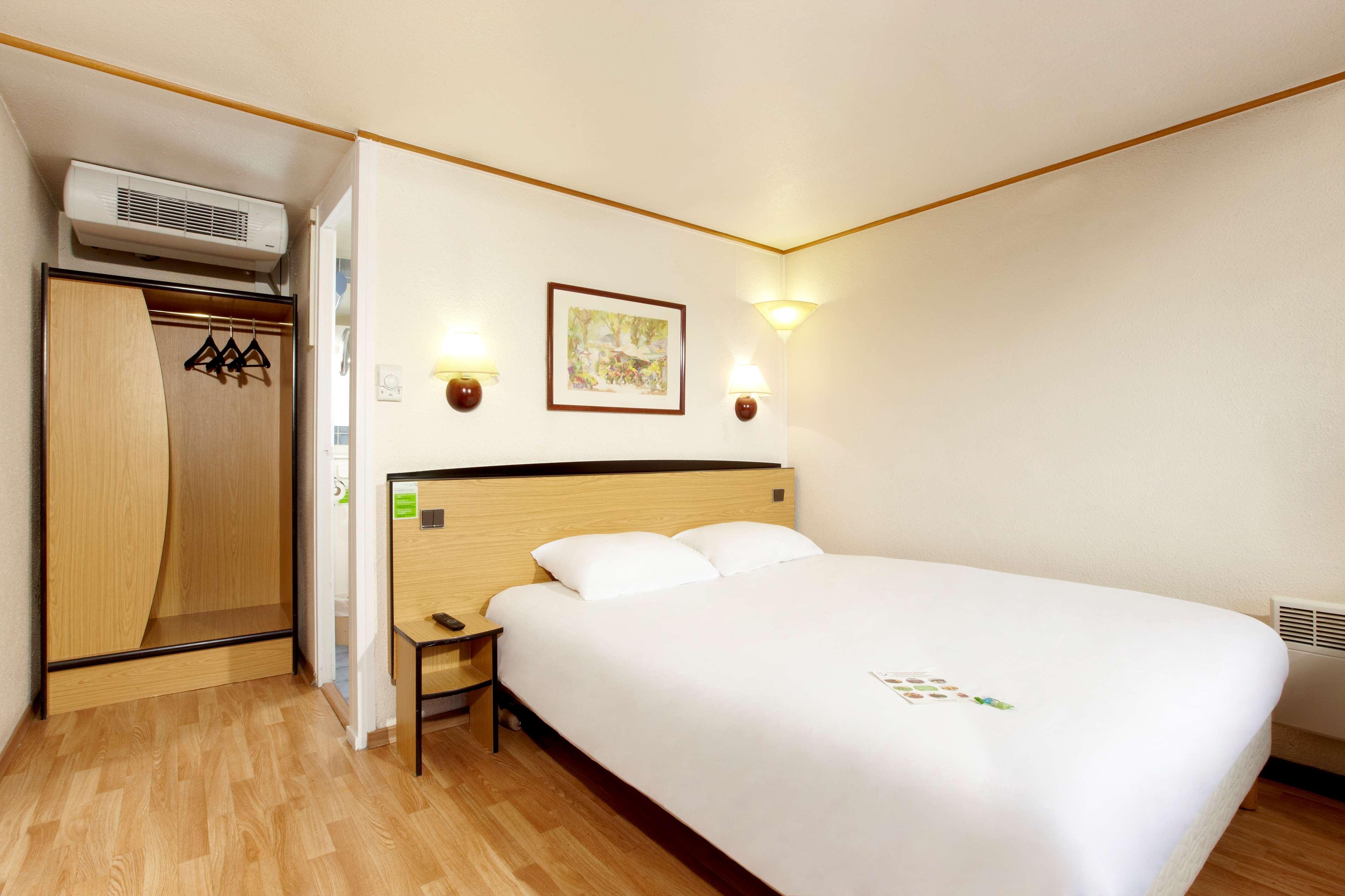 แคมพาเนล โรเอน นอร์ด บาเรนติน Hotel บารองแต็ง ภายนอก รูปภาพ